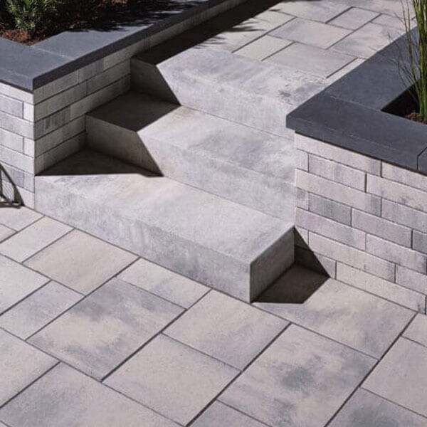 Permacon Mega Melville Plus Step